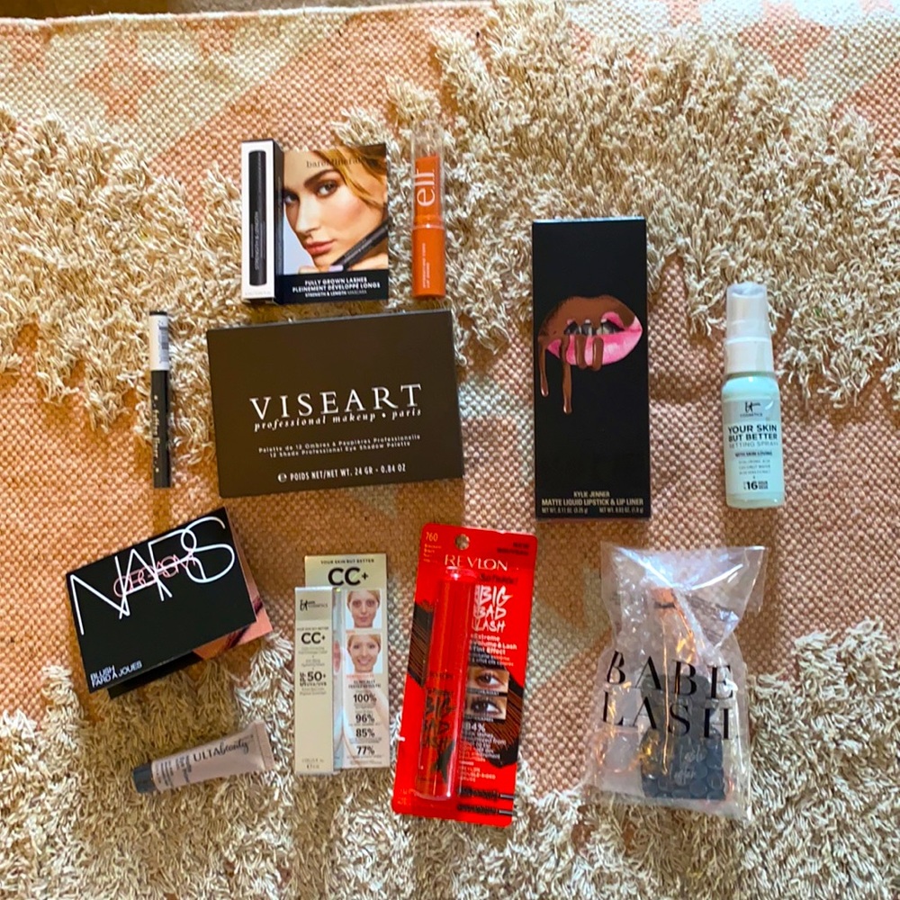 11 Piece Makeup Set New
